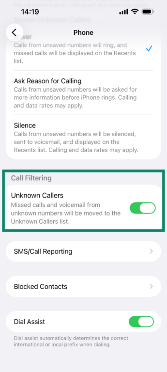iOS 26 phone settings screen with the Unknown Callers option toggled on.