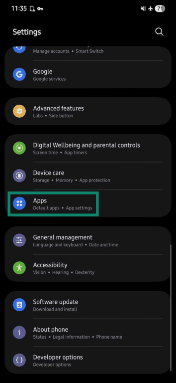 Find all installed apps on an Android smartphone via Settings.