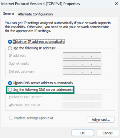 Choosing manual DNS configuration on Windows.